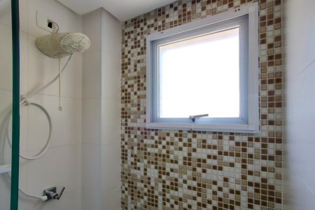 Apartamento para alugar com 74m², 2 quartos e 1 vaga Apartamento para alugar com 74m², 2 quartos e 1 vagaBanheiro da Suíte