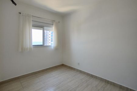 Apartamento para alugar com 74m², 2 quartos e 1 vagaQuarto