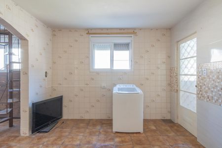 Casa à venda com 200m², 4 quartos e 2 vagas Casa à venda com 200m², 4 quartos e 2 vagasCozinha