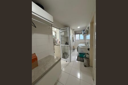 Apartamento à venda com 128m², 3 quartos e 2 vagas Apartamento à venda com 128m², 3 quartos e 2 vagasFoto 01