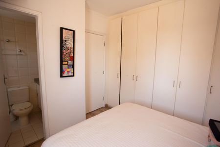 Apartamento à venda com 96m², 3 quartos e 2 vagasQuarto 3