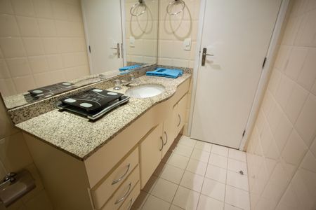 Apartamento à venda com 96m², 3 quartos e 2 vagasBanheiro