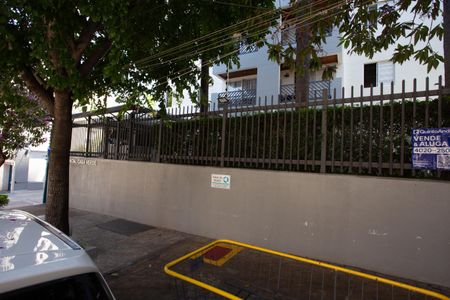 Apartamento à venda com 96m², 3 quartos e 2 vagasFachada - Placa