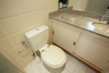 Apartamento à venda com 96m², 3 quartos e 2 vagasBanheiro do Quarto 3