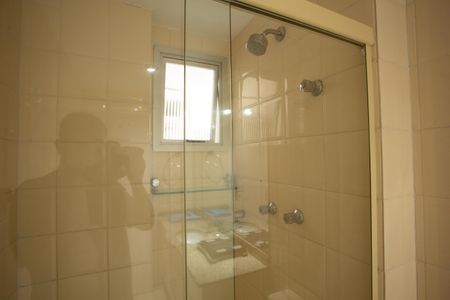 Apartamento à venda com 96m², 3 quartos e 2 vagasBanheiro