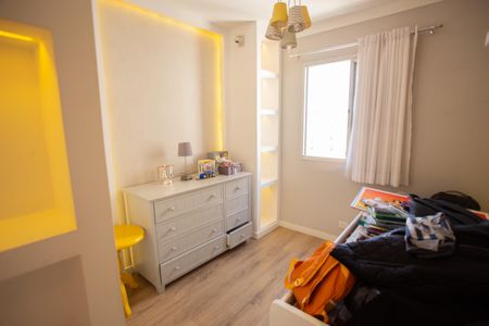 Apartamento à venda com 96m², 3 quartos e 2 vagasQuarto 2