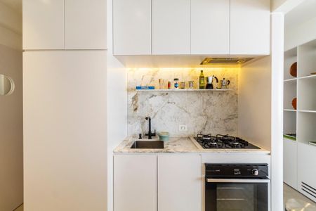 Apartamento à venda com 74m², 1 quarto e 1 vaga Apartamento à venda com 74m², 1 quarto e 1 vagaCozinha