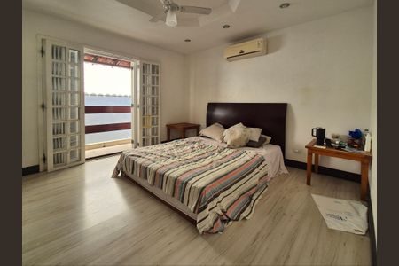 Casa à venda com 427m², 4 quartos e 7 vagasQuarto 1