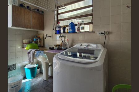 Casa à venda com 427m², 4 quartos e 7 vagasÁrea de Serviço