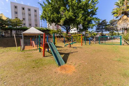 Apartamento à venda com 72m², 2 quartos e 1 vagaÁrea comum - Playground