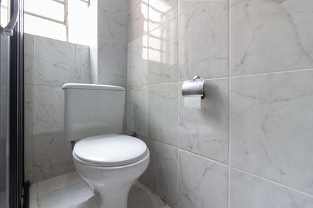 Apartamento para alugar com 55m², 2 quartos e sem vagaBanheiro