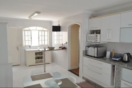 Casa à venda com 339m², 4 quartos e 3 vagasCozinha