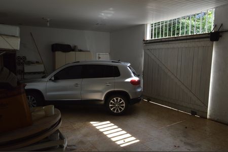 Casa à venda com 339m², 4 quartos e 3 vagasGaragem