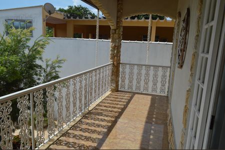 Casa à venda com 339m², 4 quartos e 3 vagasVaranda dos Quartos 1 e 2
