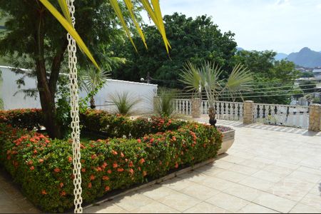 Casa à venda com 339m², 4 quartos e 3 vagasTerraço