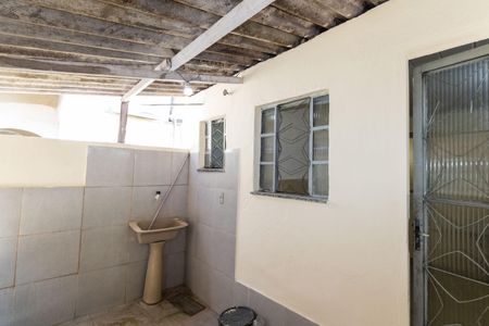 Casa para alugar com 35m², 1 quarto e 1 vagaÁrea de Serviço