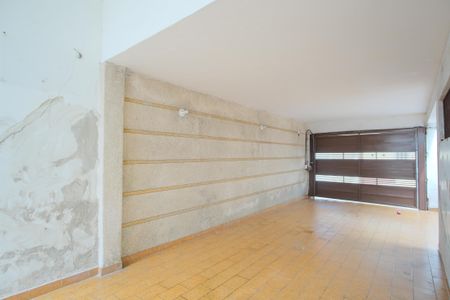 Casa à venda com 200m², 4 quartos e 2 vagasGaragem