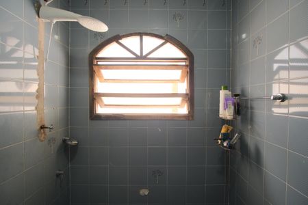 Casa à venda com 200m², 4 quartos e 2 vagasBanheiro Social