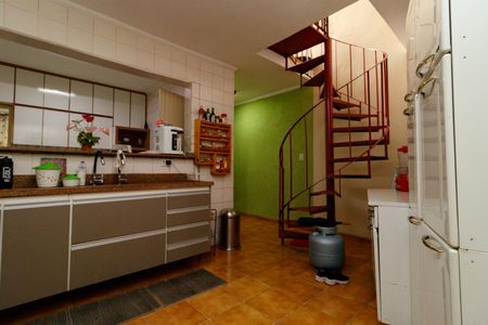 Casa à venda com 200m², 3 quartos e 2 vagasCozinha