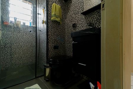 Casa à venda com 200m², 3 quartos e 2 vagasBanheiro