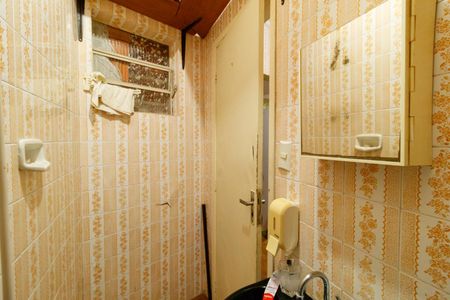 Casa à venda com 200m², 3 quartos e 2 vagasBanheiro de Serviço