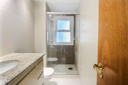 Apartamento à venda com 130m², 3 quartos e 2 vagasBanheiro Social