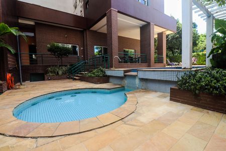 Apartamento à venda com 130m², 3 quartos e 2 vagasÁrea comum - Piscina