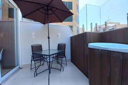Apartamento para alugar com 120m², 2 quartos e 1 vagaÁrea Comum
