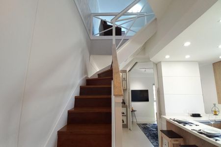Apartamento para alugar com 120m², 2 quartos e 1 vagaEscada