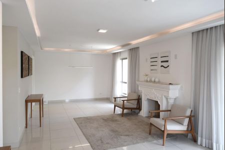 Apartamento para alugar com 195m², 4 quartos e 3 vagasSala