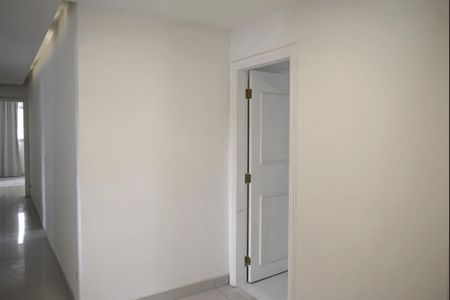 Apartamento para alugar com 195m², 4 quartos e 3 vagasHall 