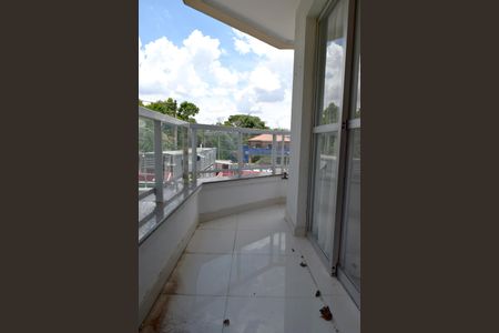 Apartamento para alugar com 195m², 4 quartos e 3 vagasVaranda