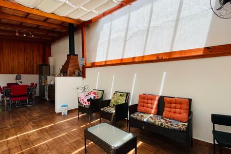 Casa à venda com 122m², 3 quartos e 2 vagasChurrasqueira