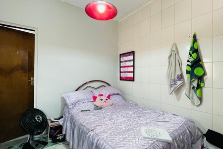 Casa à venda com 122m², 3 quartos e 2 vagasCasa 2 - Quarto 