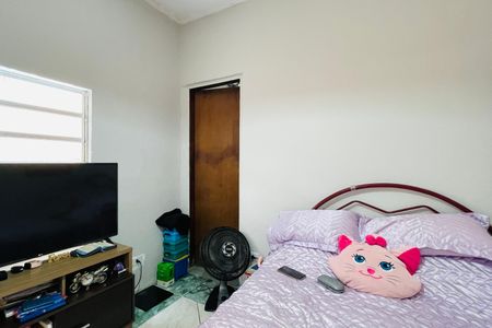 Casa à venda com 122m², 3 quartos e 2 vagasCasa 2 - Quarto 