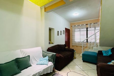 Casa à venda com 122m², 3 quartos e 2 vagasCasa 2 - Sala