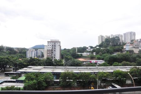 Apartamento à venda com 37m², 2 quartos e sem vagaDetalhe - Vista da Varanda da Sala