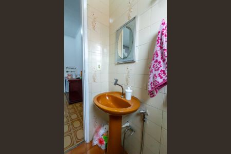 Casa à venda com 236m², 3 quartos e 3 vagasLavabo Casa 2