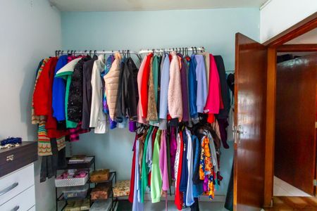 Casa à venda com 236m², 3 quartos e 3 vagasQuarto 2