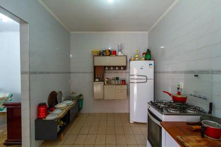 Casa à venda com 236m², 3 quartos e 3 vagasCozinha Casa 2