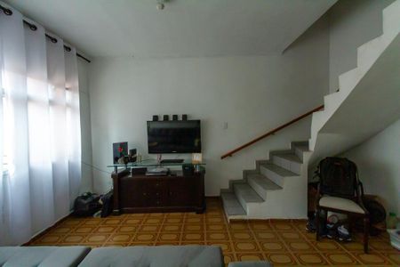 Casa à venda com 236m², 3 quartos e 3 vagasSala Casa 2