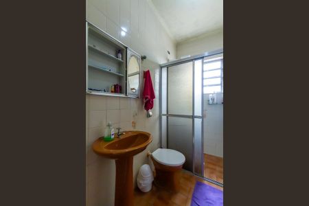 Casa à venda com 236m², 3 quartos e 3 vagasBanheiro Casa 2