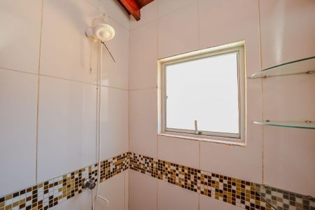 Casa à venda com 200m², 5 quartos e 4 vagasBanheiro de serviço