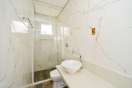 Casa à venda com 200m², 5 quartos e 4 vagasBanheiro da Suíte