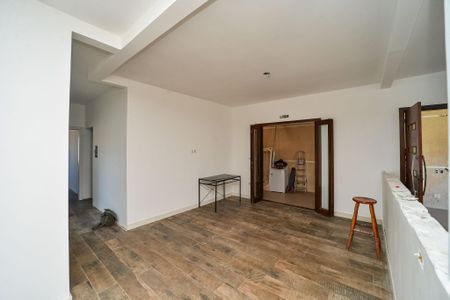 Casa à venda com 200m², 5 quartos e 4 vagasSala