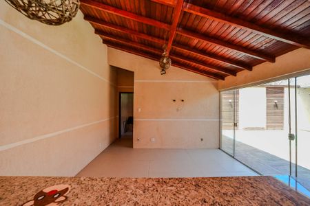 Casa à venda com 200m², 5 quartos e 4 vagasÁrea da churrasqueira