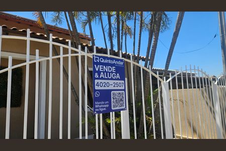 Casa à venda com 200m², 5 quartos e 4 vagasPlaquinha