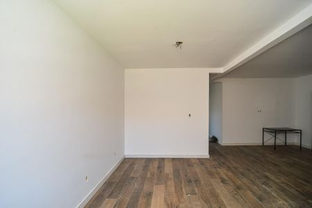 Casa à venda com 200m², 5 quartos e 4 vagasSala