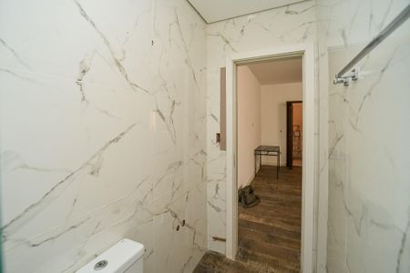 Casa à venda com 200m², 5 quartos e 4 vagasBanheiro social