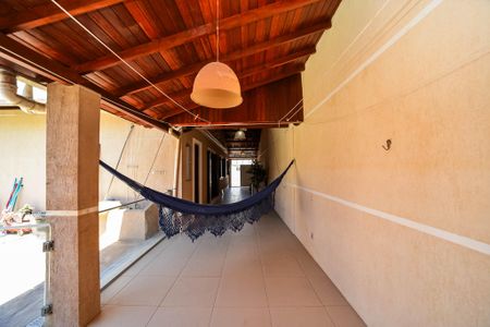 Casa à venda com 200m², 5 quartos e 4 vagasVaranda